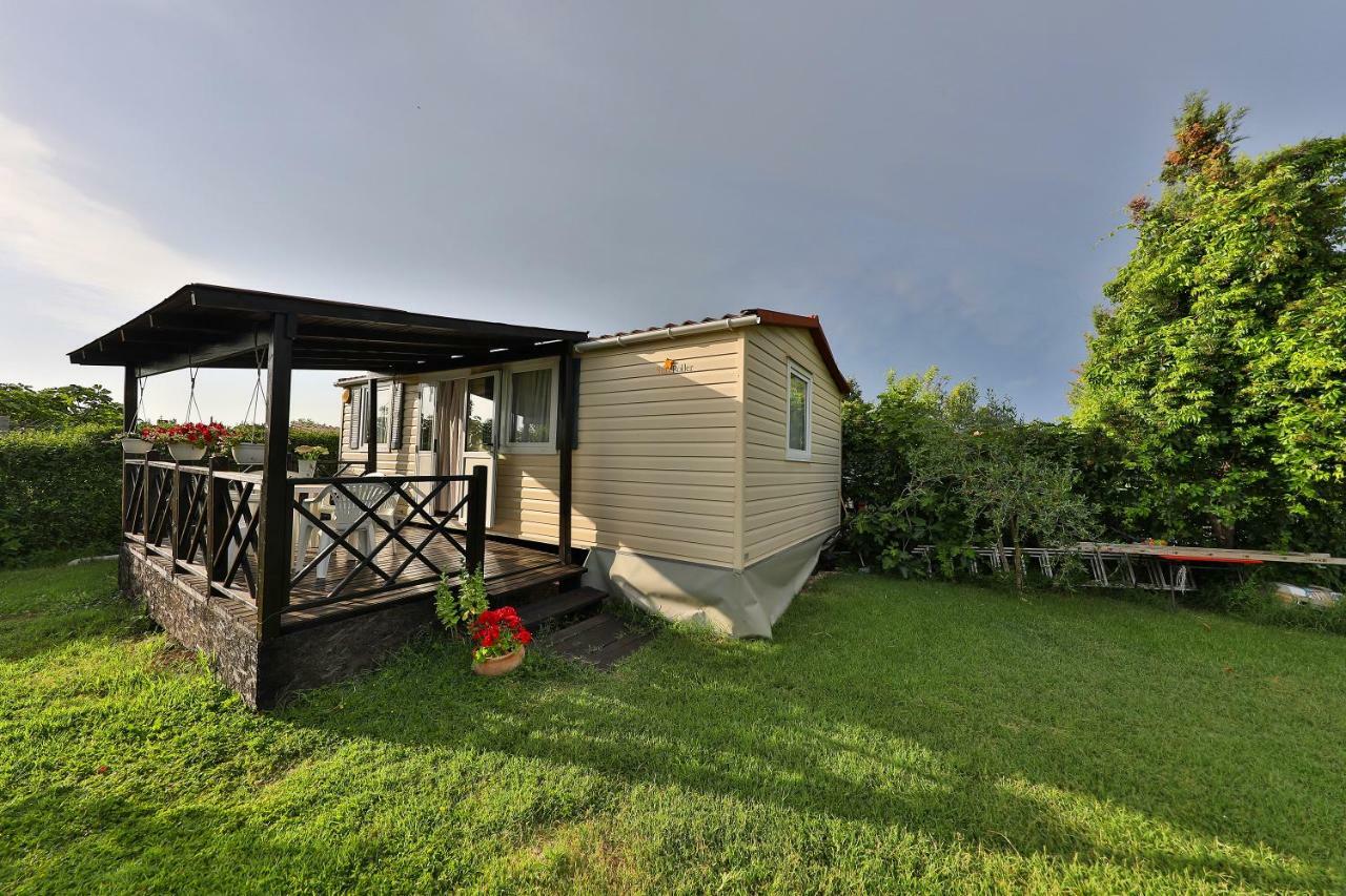 Mobile Home Grbe Nin Buitenkant foto